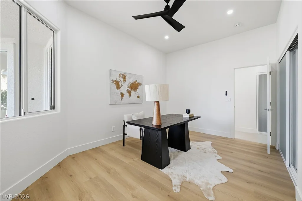 1612 Hidden Spring, Las Vegas, NV 89117