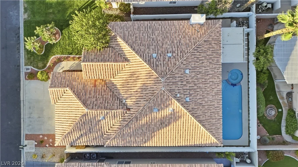 1612 Hidden Spring, Las Vegas, NV 89117