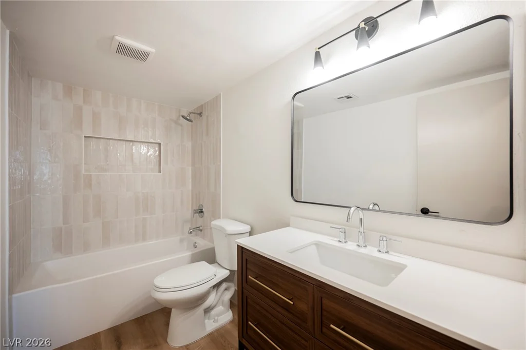 3442 Monte Carlo, Las Vegas, NV 89121