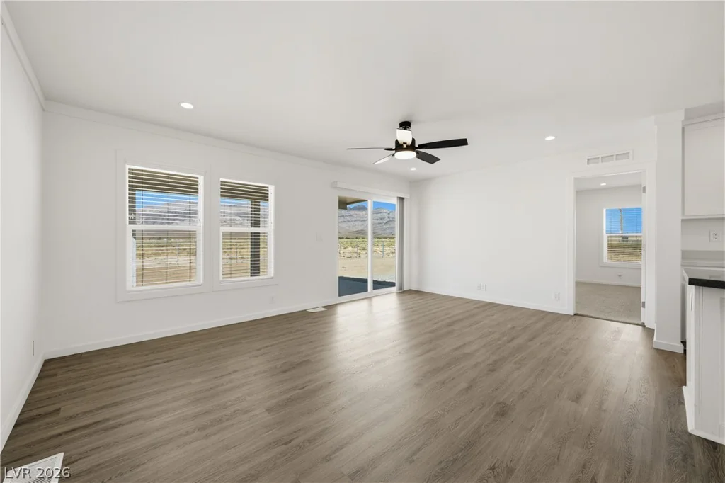 6340 Glencove, Pahrump, NV 89060