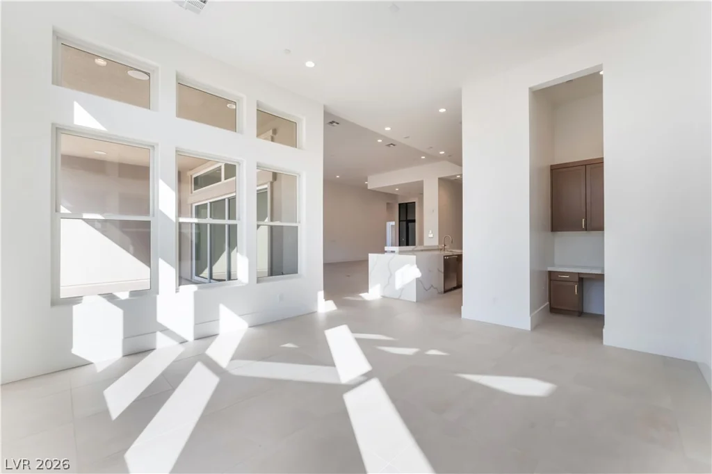 241 Grange Creek, Las Vegas, NV 89138