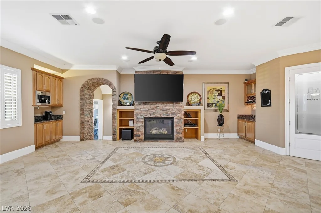 6625 El Campo Grande, Las Vegas, NV 89130