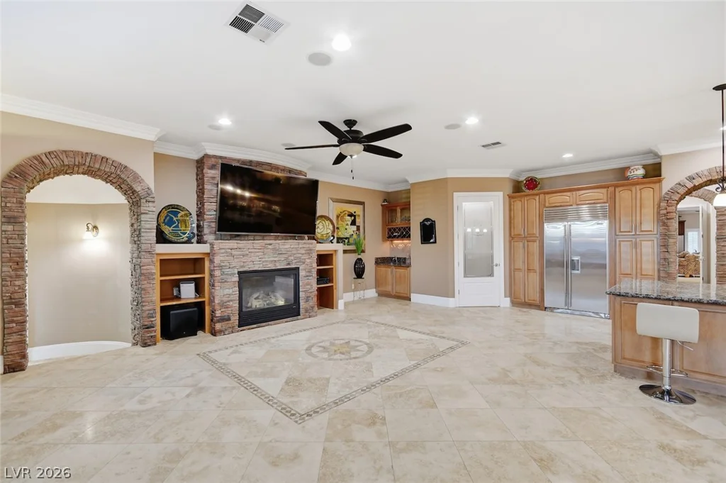 6625 El Campo Grande, Las Vegas, NV 89130