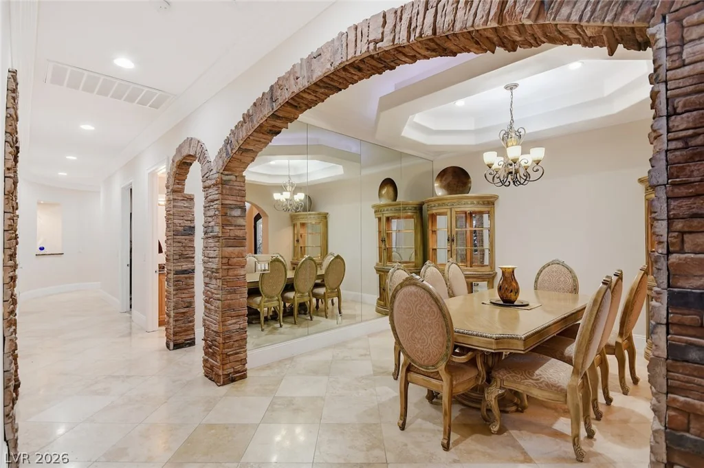 6625 El Campo Grande, Las Vegas, NV 89130