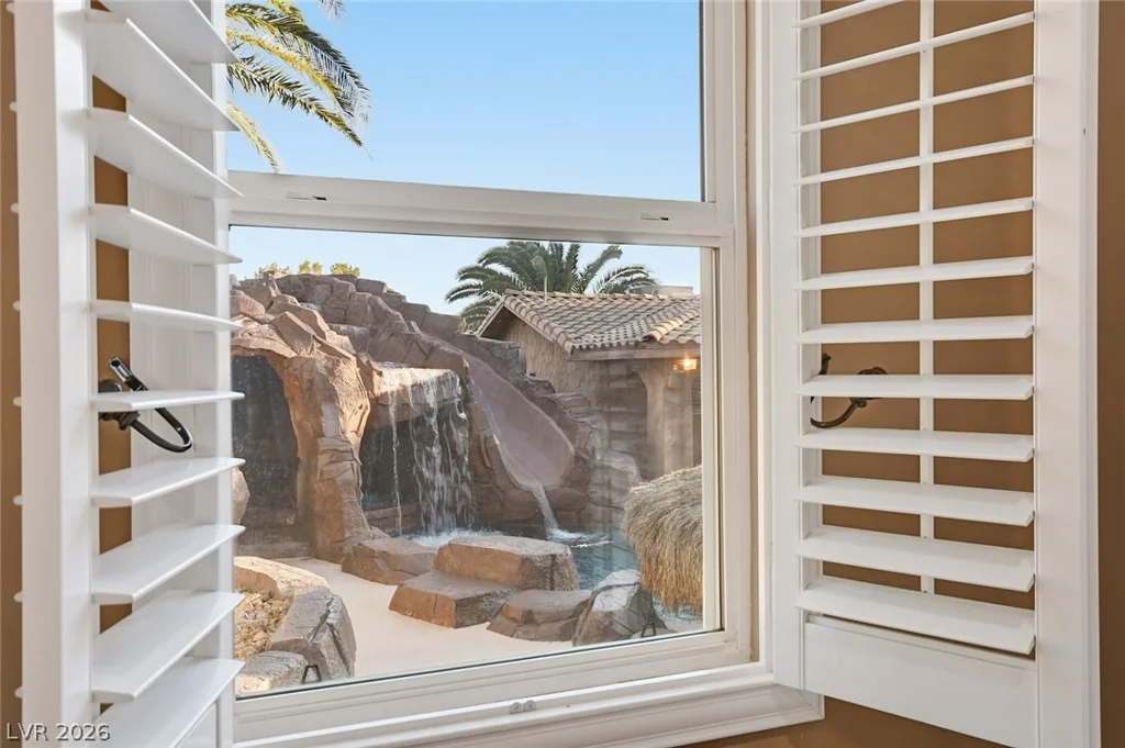 6625 El Campo Grande, Las Vegas, NV 89130