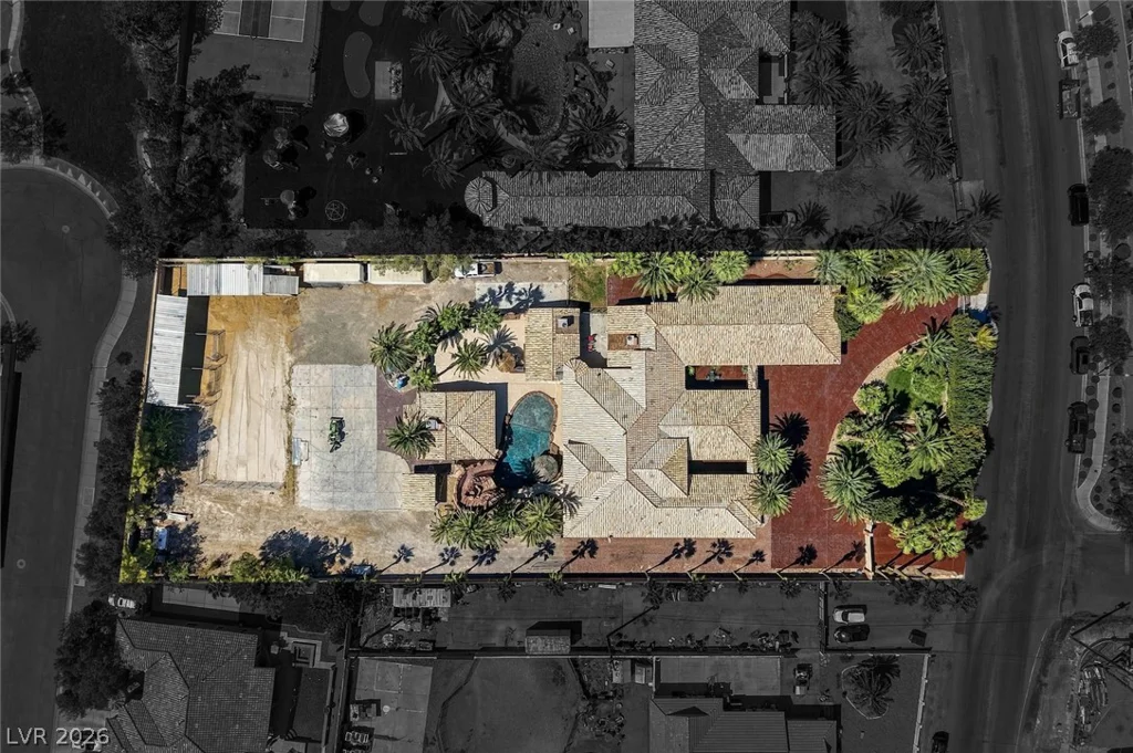 6625 El Campo Grande, Las Vegas, NV 89130
