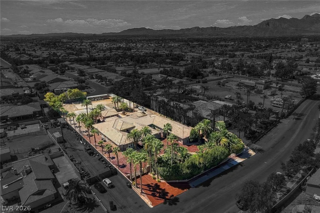 6625 El Campo Grande, Las Vegas, NV 89130