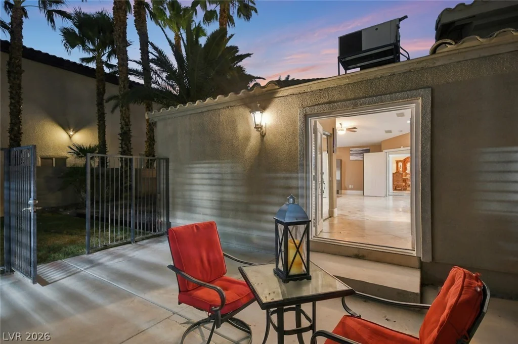 6625 El Campo Grande, Las Vegas, NV 89130