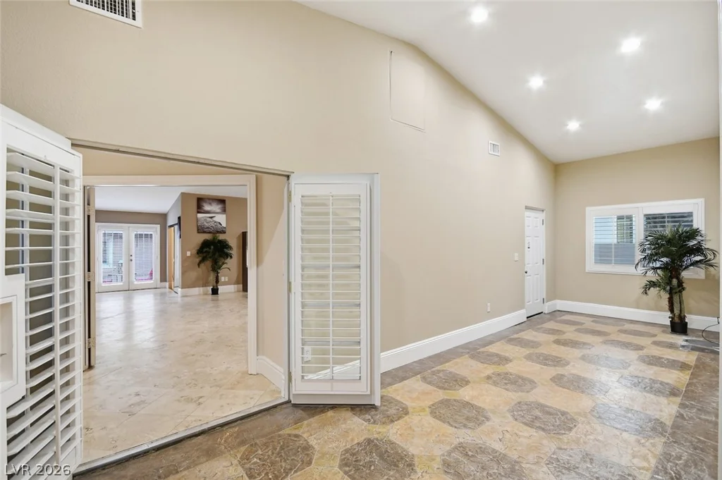 6625 El Campo Grande, Las Vegas, NV 89130
