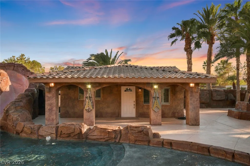 6625 El Campo Grande, Las Vegas, NV 89130