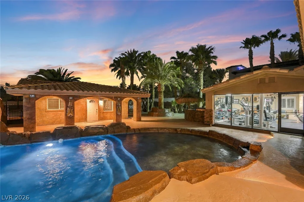 6625 El Campo Grande, Las Vegas, NV 89130