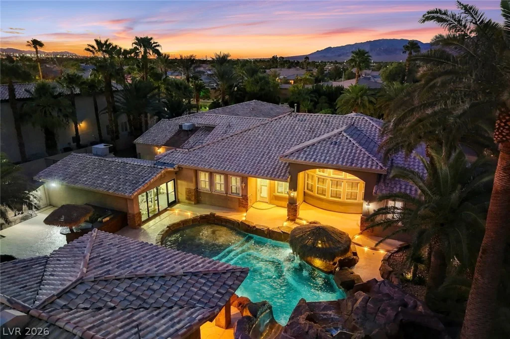 6625 El Campo Grande, Las Vegas, NV 89130