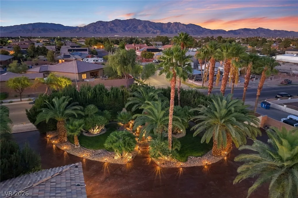 6625 El Campo Grande, Las Vegas, NV 89130