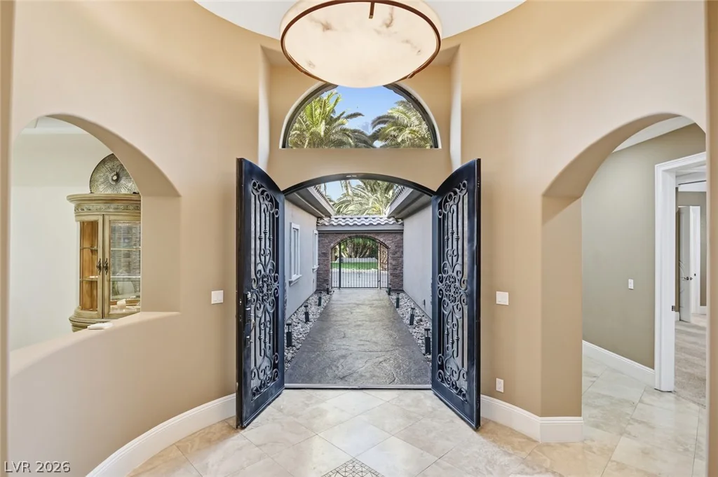 6625 El Campo Grande, Las Vegas, NV 89130