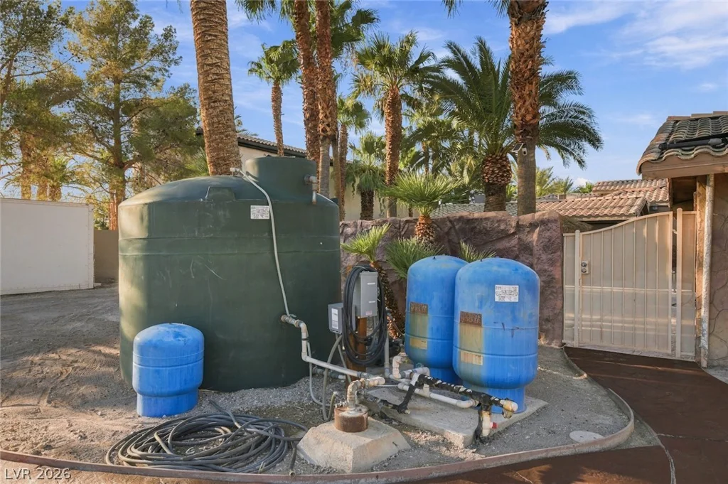 6625 El Campo Grande, Las Vegas, NV 89130