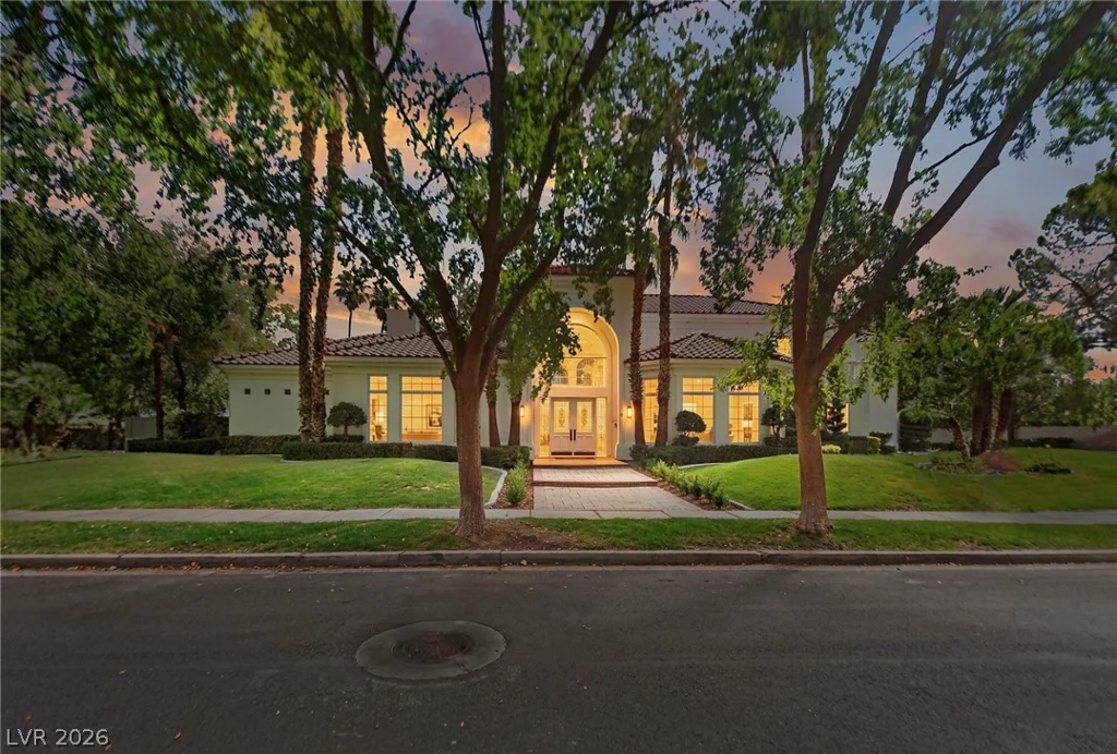 2202 Chatsworth, Henderson, NV 89074