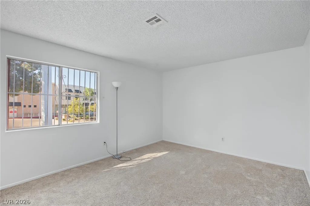 2915 Pine Nut, Henderson, NV 89074