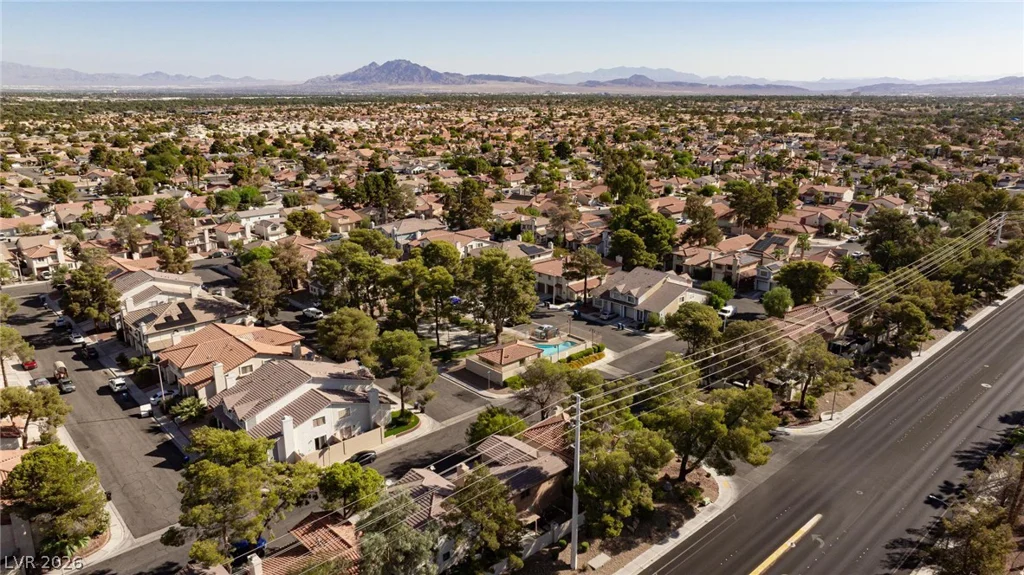 2915 Pine Nut, Henderson, NV 89074