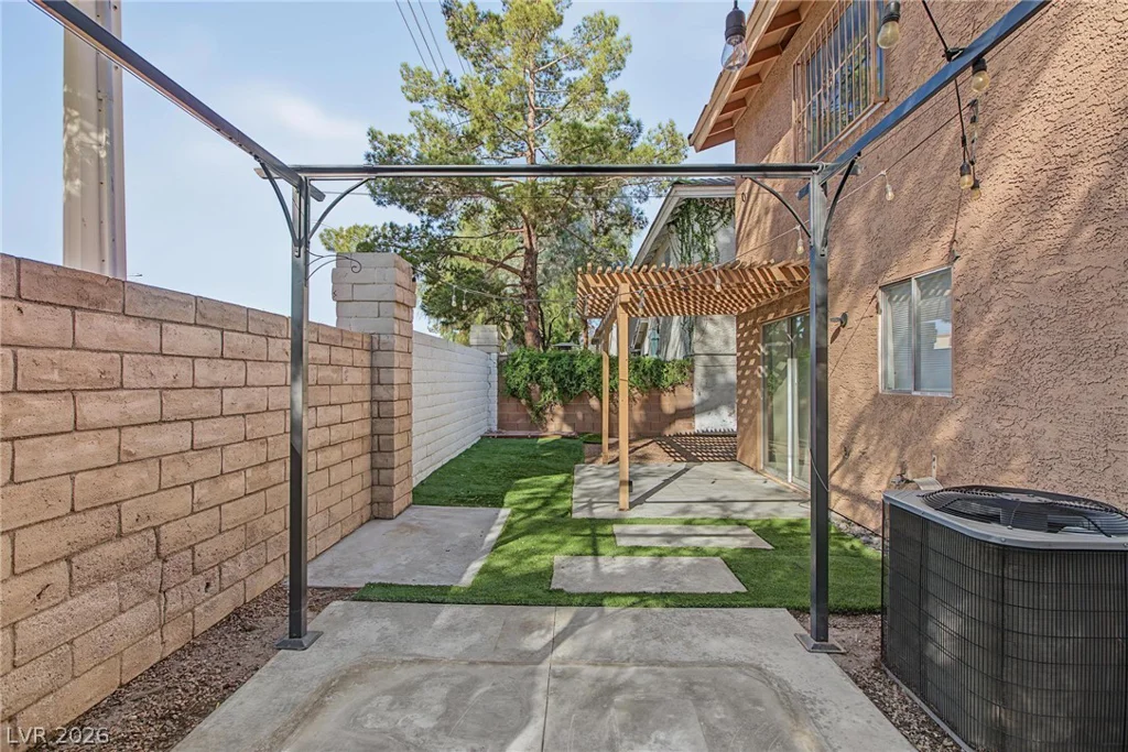 2915 Pine Nut, Henderson, NV 89074