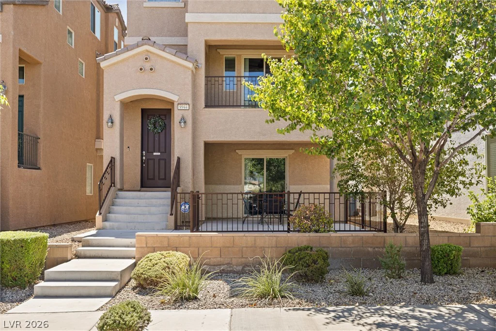 8944 Red Tapestry, Las Vegas, NV 89149