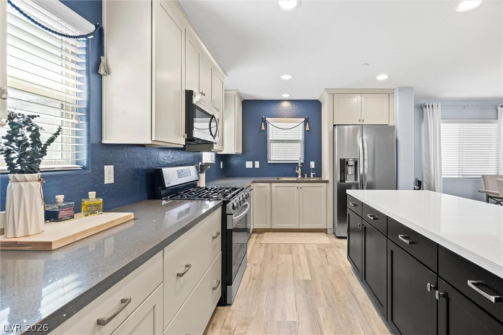 8944 Red Tapestry, Las Vegas, NV 89149