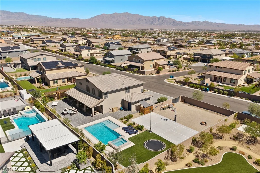 5425 Grapetree, Las Vegas, NV 89149