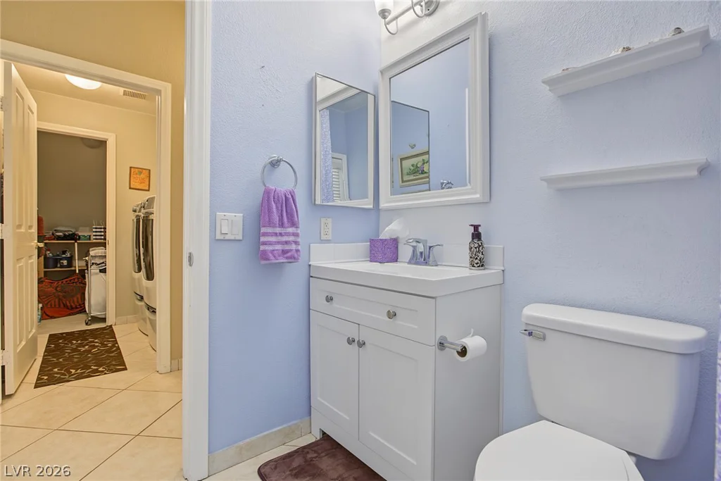 6915 Cedar Basin, Las Vegas, NV 89142