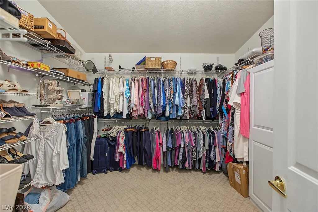 6915 Cedar Basin, Las Vegas, NV 89142