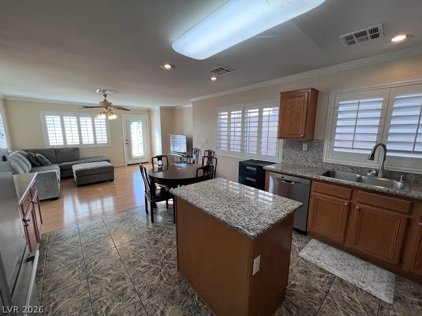 8973 Edgeworth, Las Vegas, NV 89123