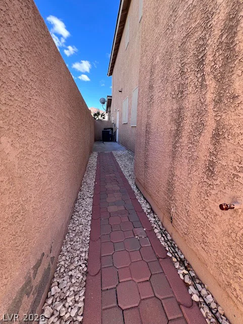 8973 Edgeworth, Las Vegas, NV 89123