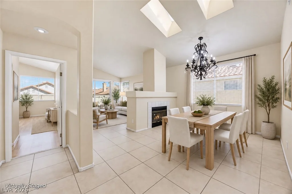 1904 Betsy Ross, Las Vegas, NV 89108
