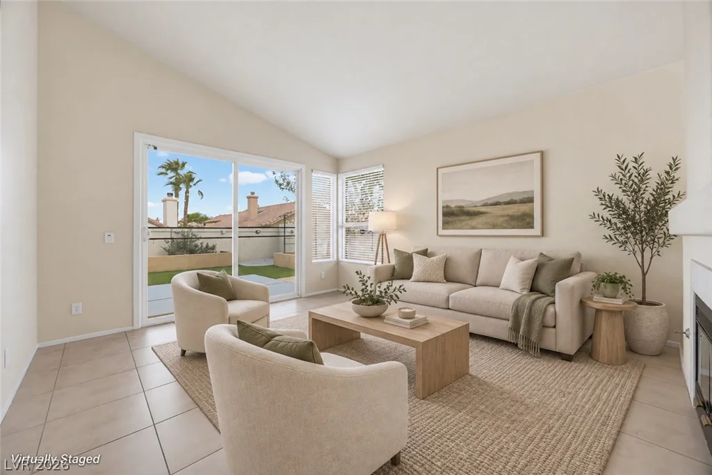 1904 Betsy Ross, Las Vegas, NV 89108