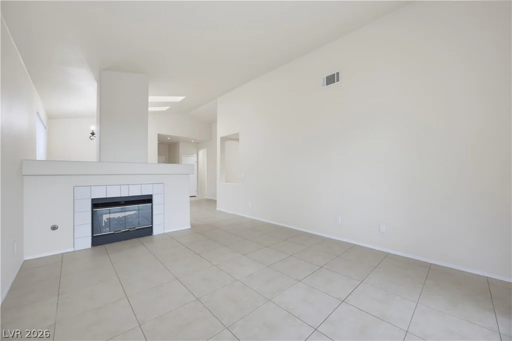 1904 Betsy Ross, Las Vegas, NV 89108