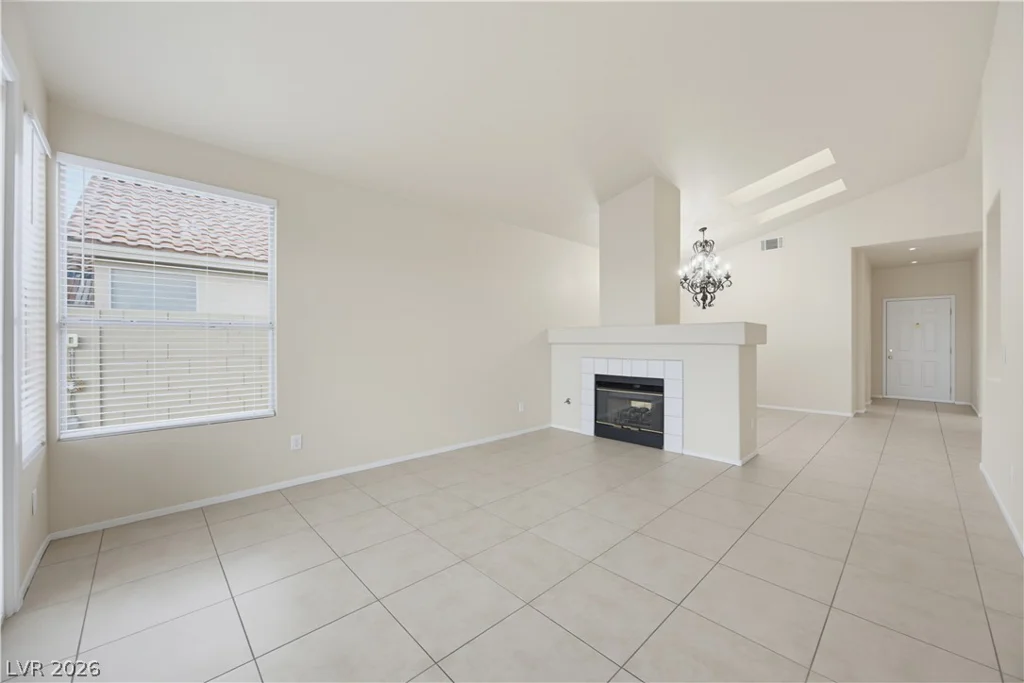 1904 Betsy Ross, Las Vegas, NV 89108