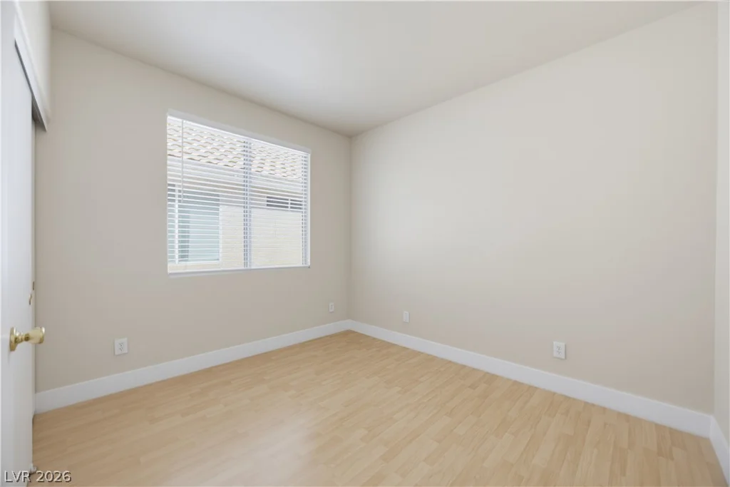 1904 Betsy Ross, Las Vegas, NV 89108