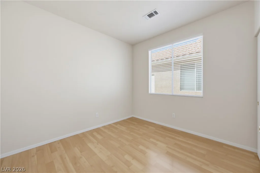1904 Betsy Ross, Las Vegas, NV 89108