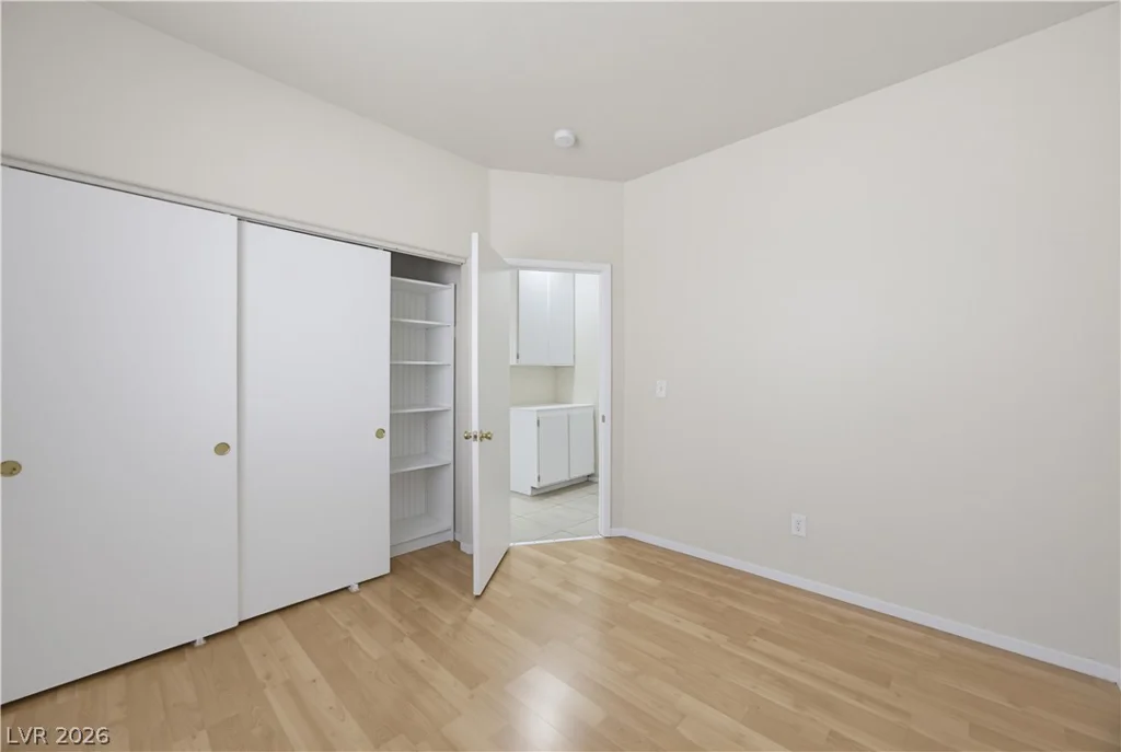 1904 Betsy Ross, Las Vegas, NV 89108