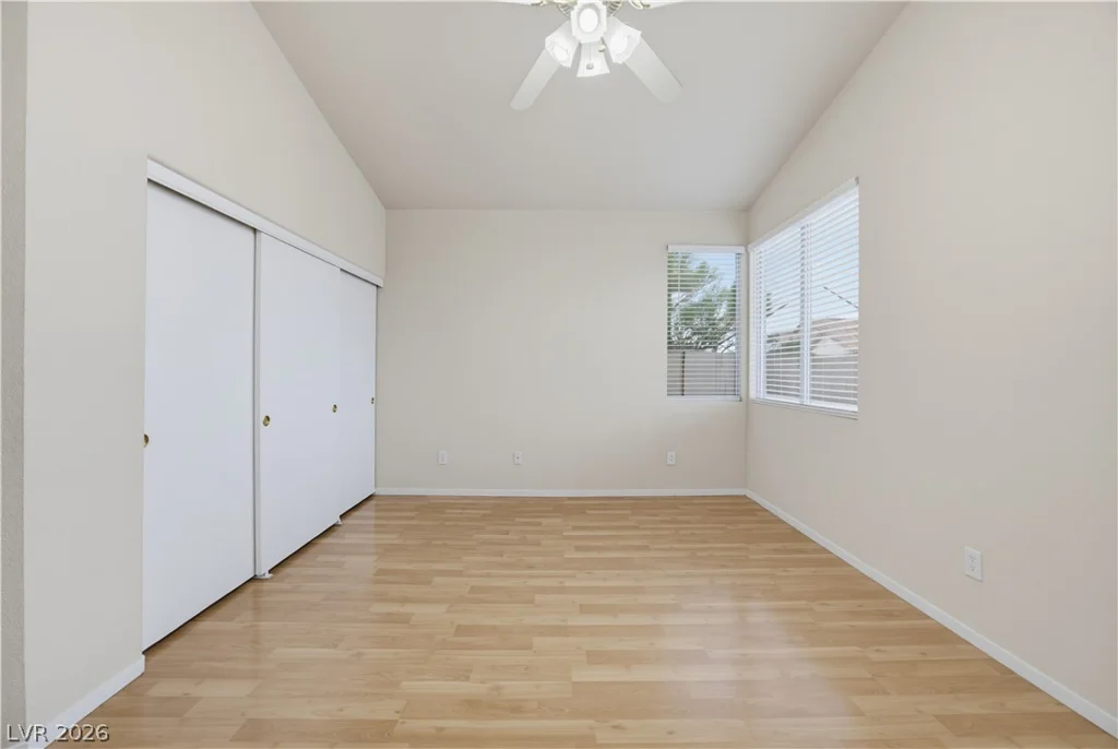 1904 Betsy Ross, Las Vegas, NV 89108