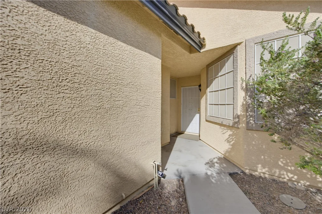 1904 Betsy Ross, Las Vegas, NV 89108