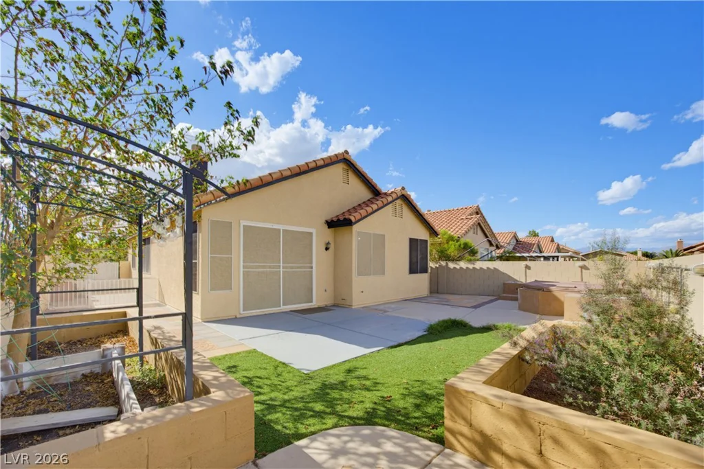 1904 Betsy Ross, Las Vegas, NV 89108