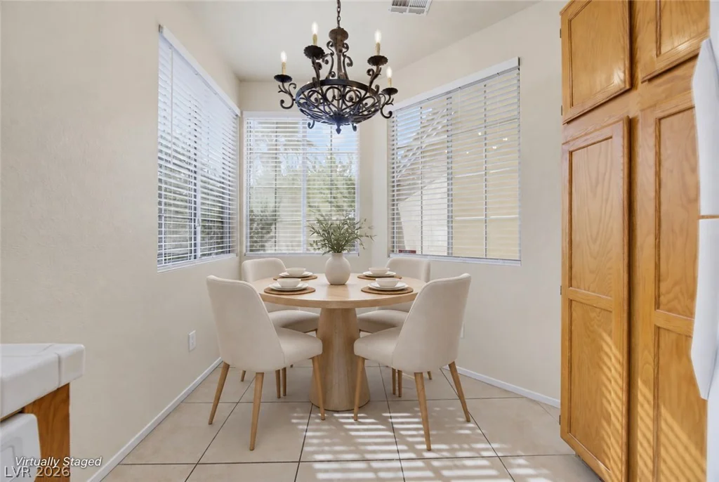1904 Betsy Ross, Las Vegas, NV 89108