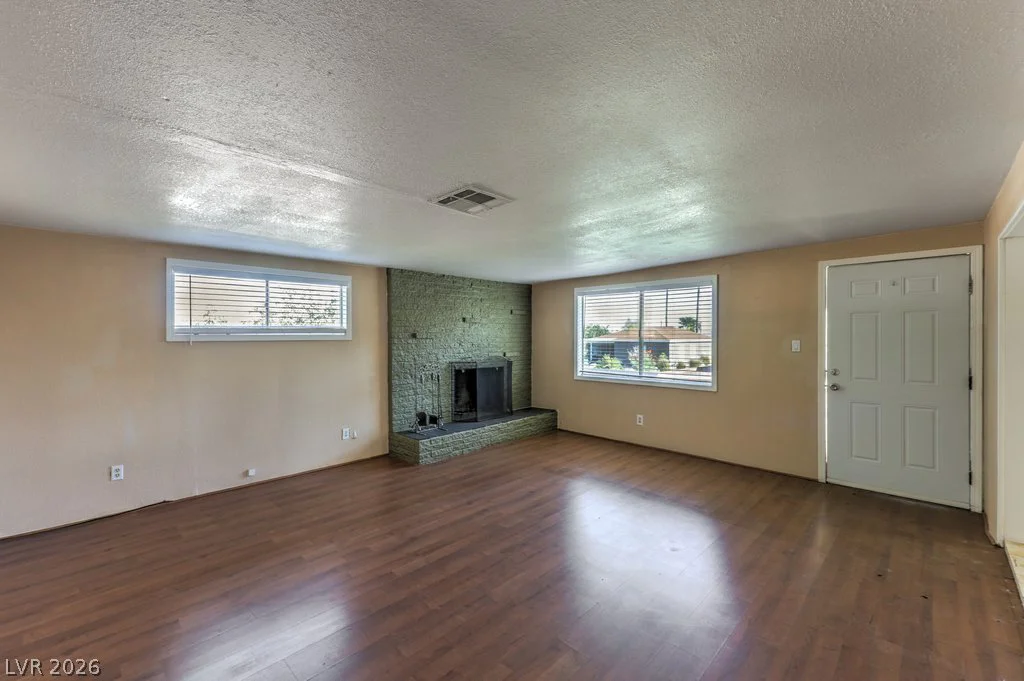 580 Karen, Henderson, NV 89015