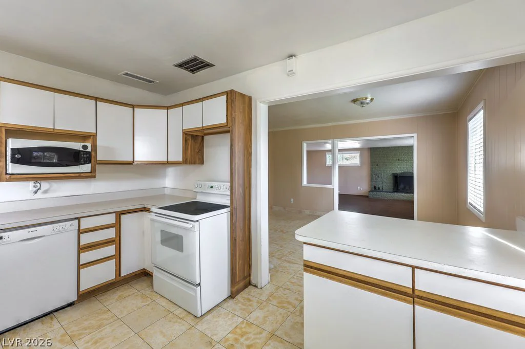 580 Karen, Henderson, NV 89015