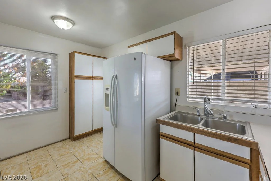 580 Karen, Henderson, NV 89015