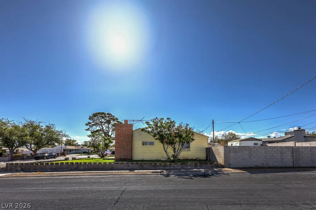 580 Karen, Henderson, NV 89015