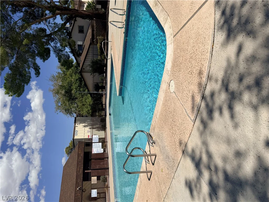 2350 Cardiff, Las Vegas, NV 89108