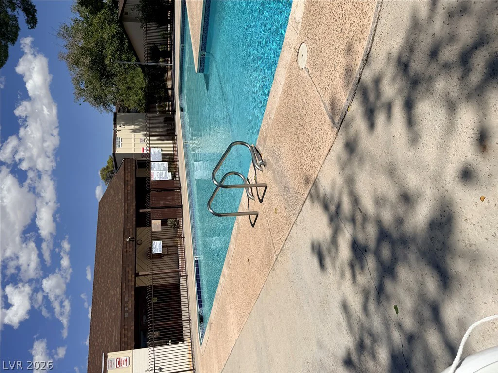 2350 Cardiff, Las Vegas, NV 89108