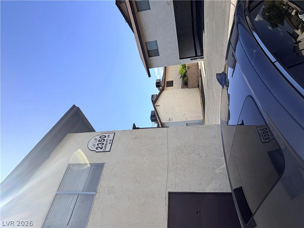 2350 Cardiff, Las Vegas, NV 89108
