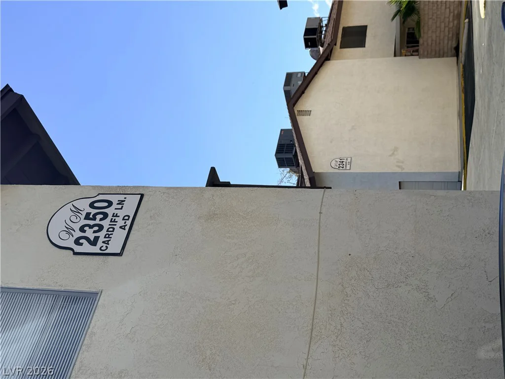 2350 Cardiff, Las Vegas, NV 89108