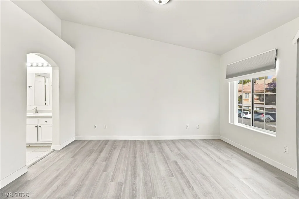7400 Flamingo, Las Vegas, NV 89147